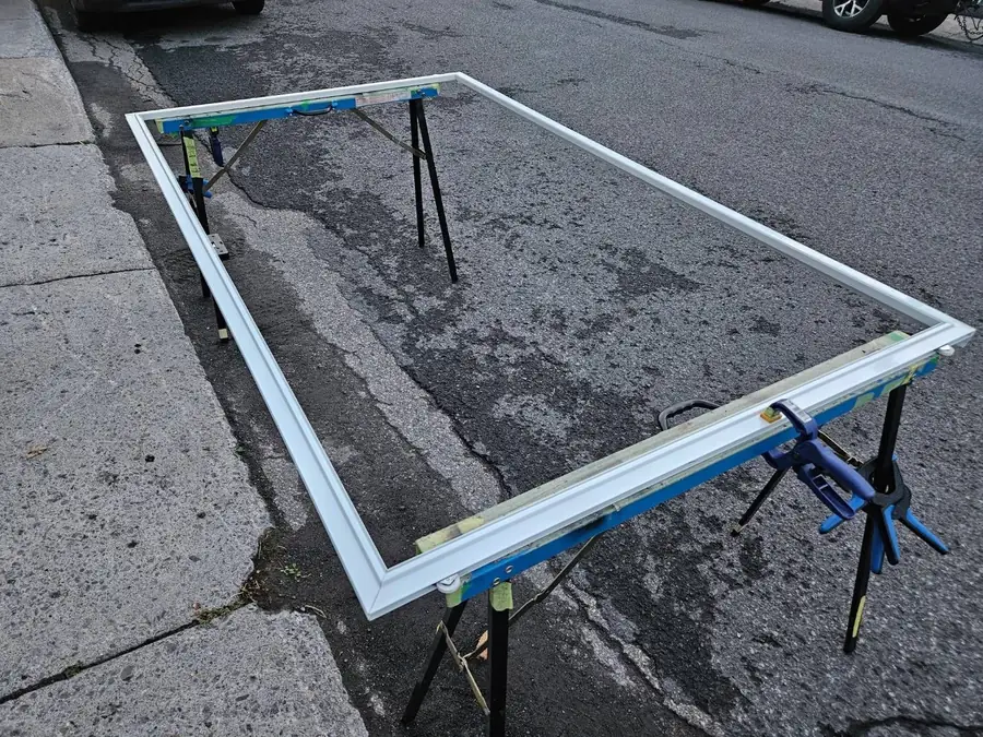 Cadre de porte-patio neuf assemblé, d’équerre